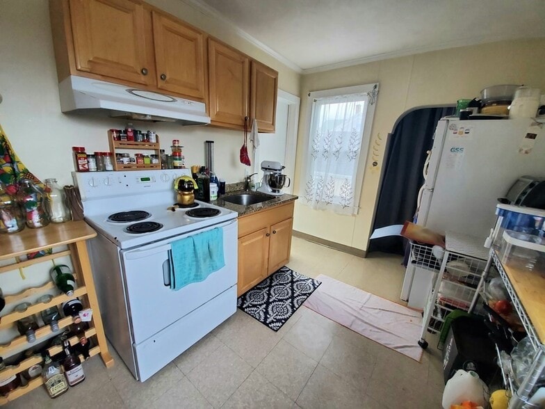 Building Photo - 41 Mount Pleasant St