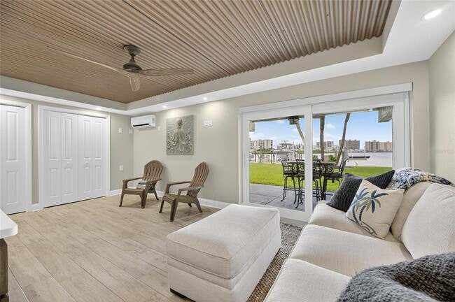 Building Photo - 160 Marina Del Rey Ct