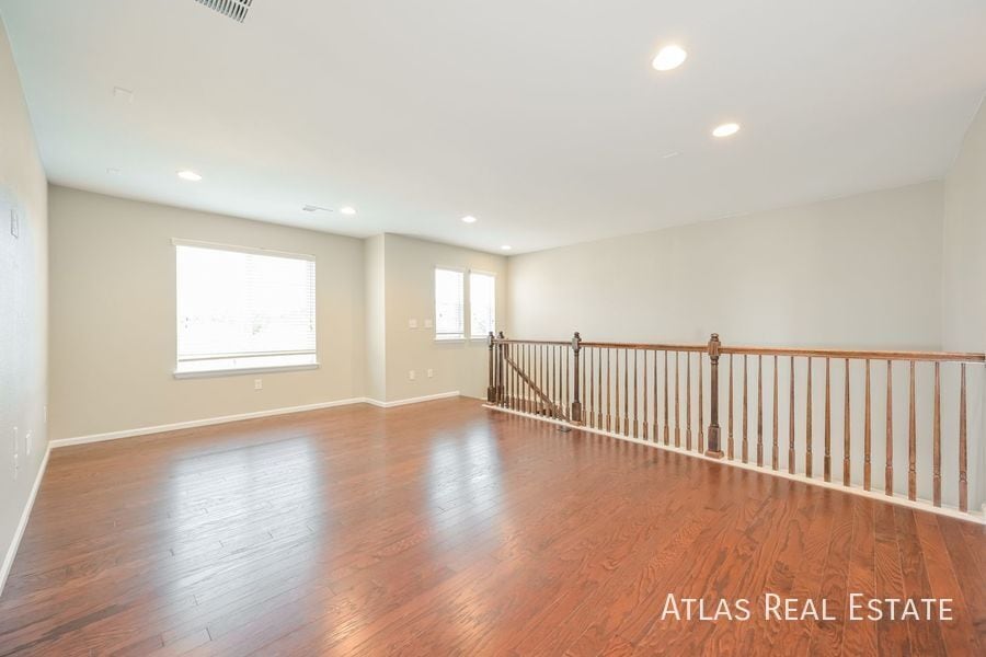 Building Photo - 7255 S Millbrook Ct