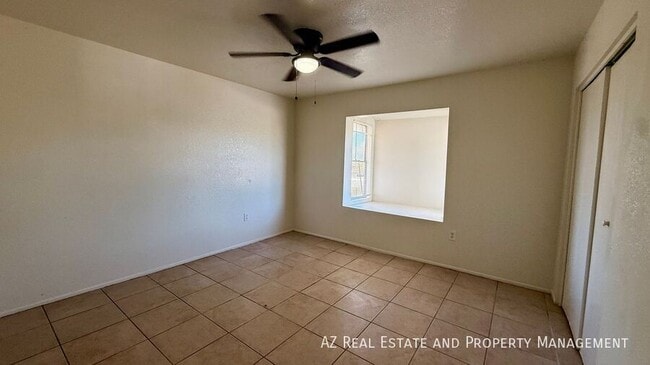 Building Photo - 3128 E Cicero St