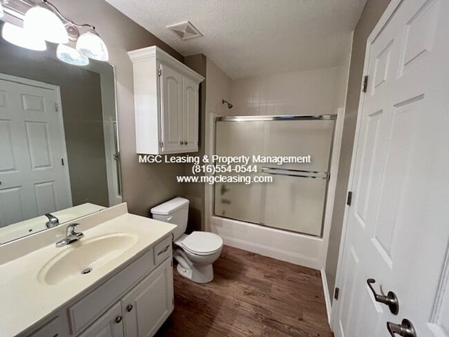 Building Photo - 474-476 Kreisel Dr