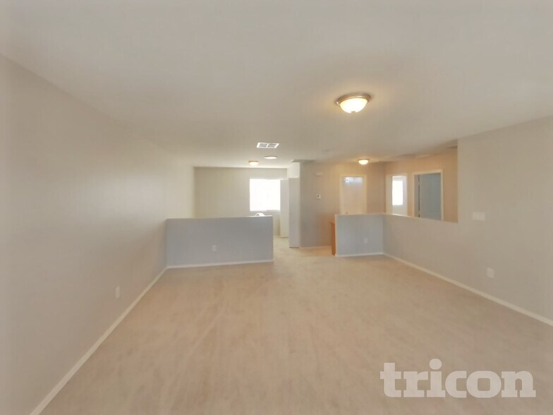 Building Photo - 1017 S 221st Dr
