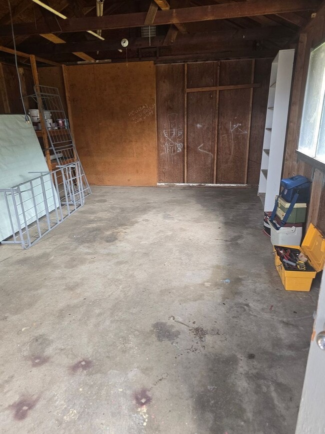 Building Photo - 3 bed 2 bath Family Home for Rent in Grant...