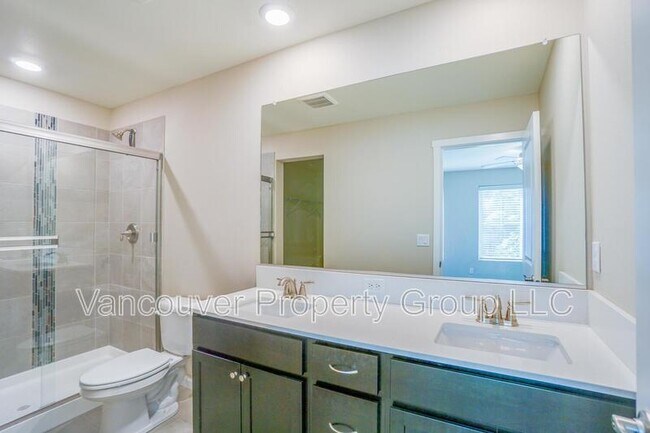 Building Photo - 15224 NE 70th St