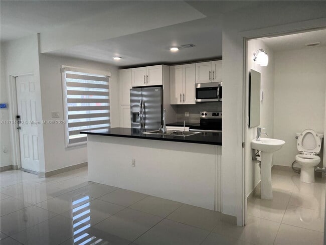 Building Photo - 13944 SW 259th Way