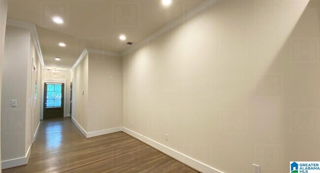 Building Photo - 4019 Glenwood Ave