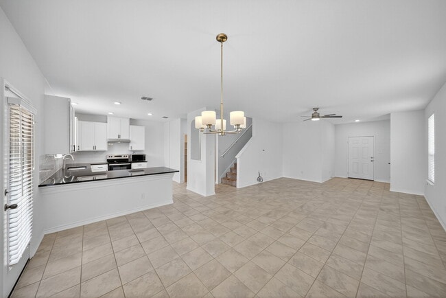 Building Photo - 3254 Old Almonte Dr