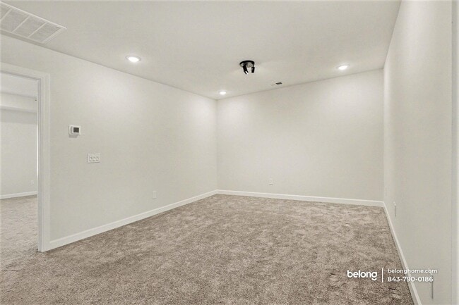 Building Photo - 104 Rock Cress Trl