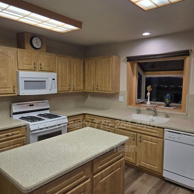 Building Photo - 1804 Quail Run Rd