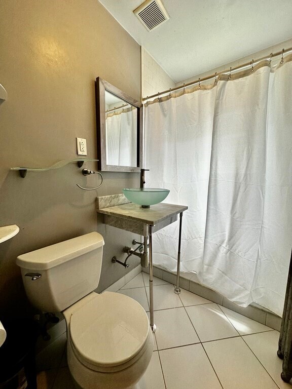 Building Photo - 4 Blakeville St