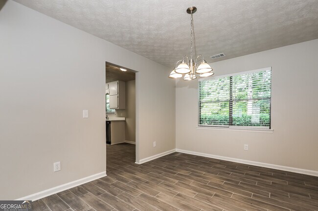 Building Photo - 6097 Twin Creeks Ct