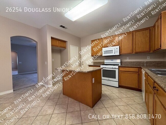 Building Photo - 26254 Douglass Union Ln