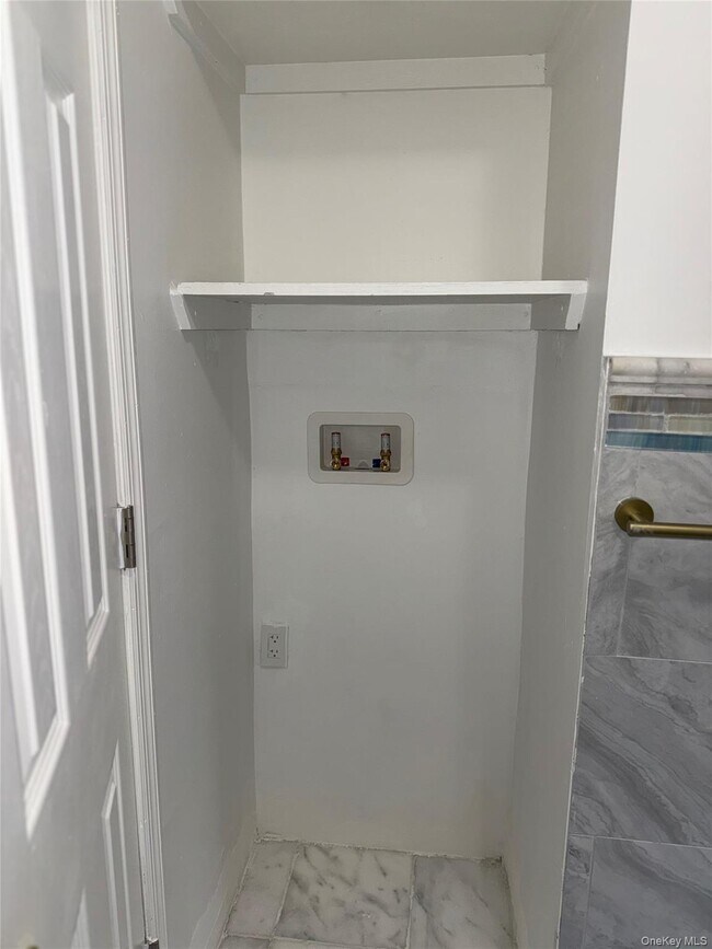 Building Photo - 1145 Astor Ave