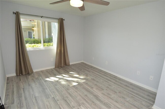 Building Photo - 10265 Gandy Blvd N