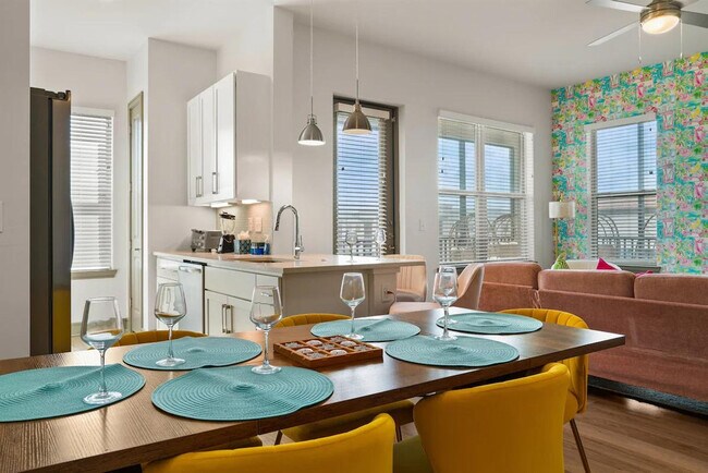 Building Photo - 8890 Founders Square Dr