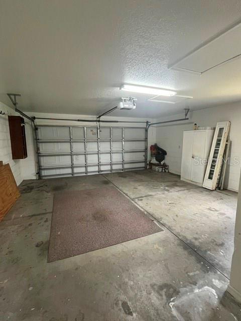 Building Photo - 5048 NW 35 St