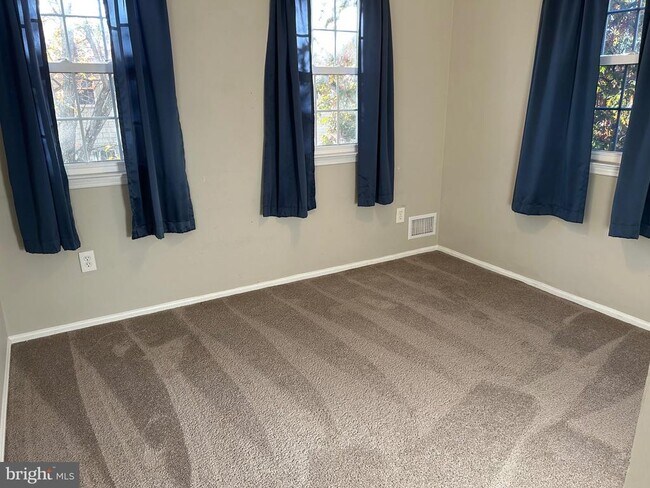 Building Photo - 13133 Putnam Cir