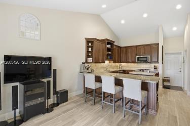 Building Photo - 1190 Balboa Ct