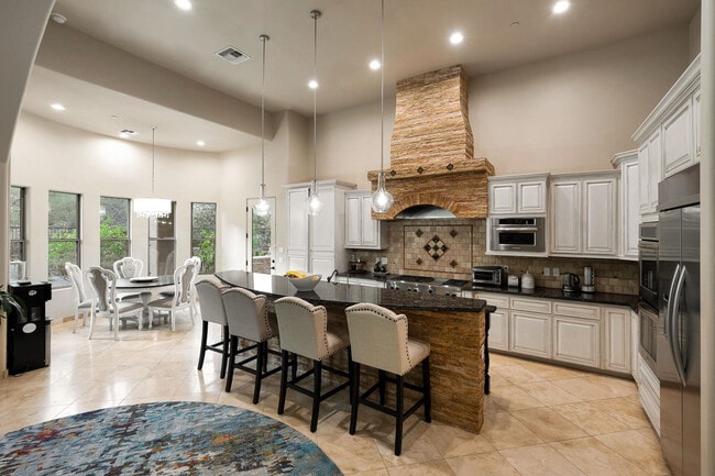 Building Photo - 14598 E Corrine Dr