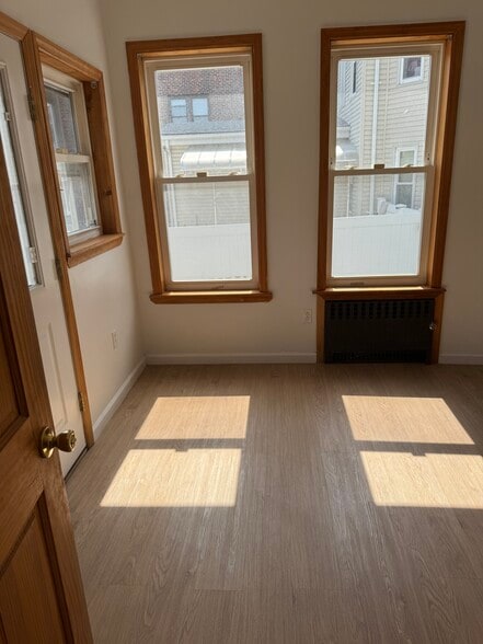 Building Photo - 9420 85th Rd