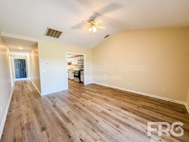 Building Photo - 5180 Deveron St