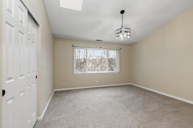 Building Photo - 240 Camel Bend Ct