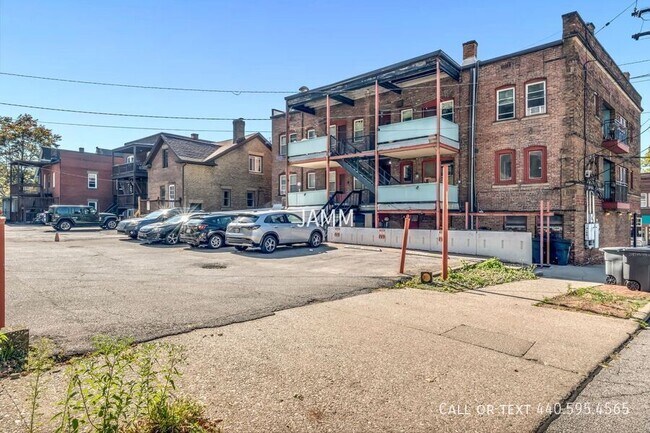 Building Photo - 2187 Murray Hill Rd