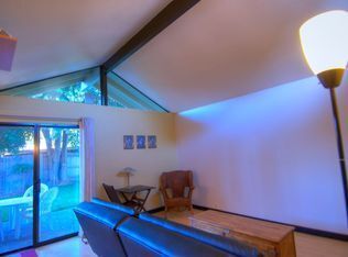 Building Photo - Super cute 2/2 (COMPLETELY UPGRADED)!!  Please read entire ad for showings!