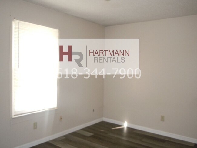 Building Photo - 803 N Morrison Ave