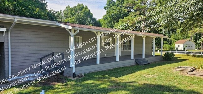 Building Photo - COMING SOON!  RENT TO OWN!  Renovated 3 Be...