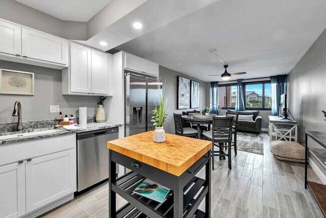 Building Photo - 343-277 Gulf Shore Drive-SI ID1502022P