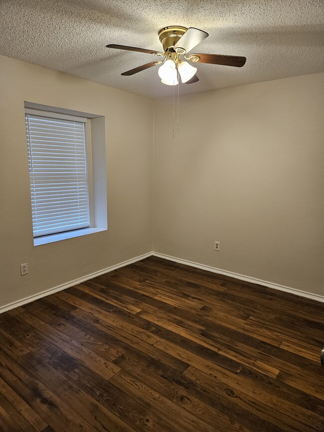 Building Photo - 1773 Glencairn Ln