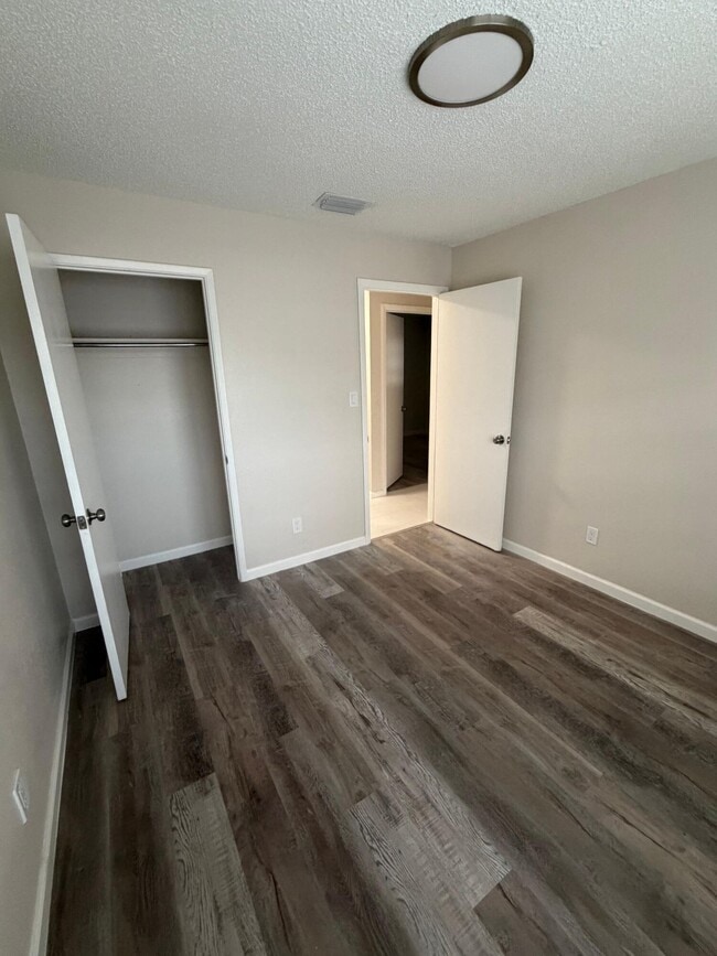 Building Photo - 3391 NW 18th Pl