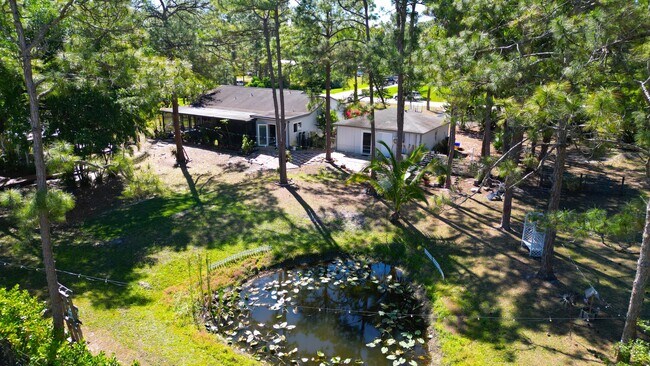 Building Photo - 13619 57th Pl N