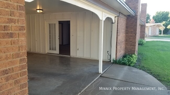 Building Photo - 1007 Garland St