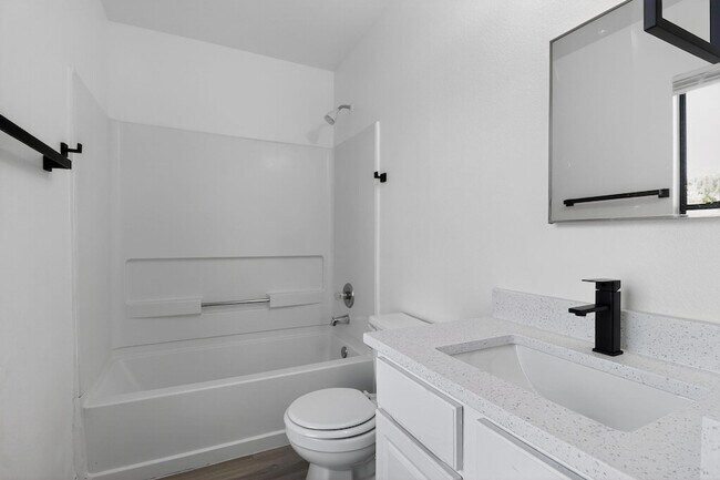 Building Photo - 1200 Keeshond Pl