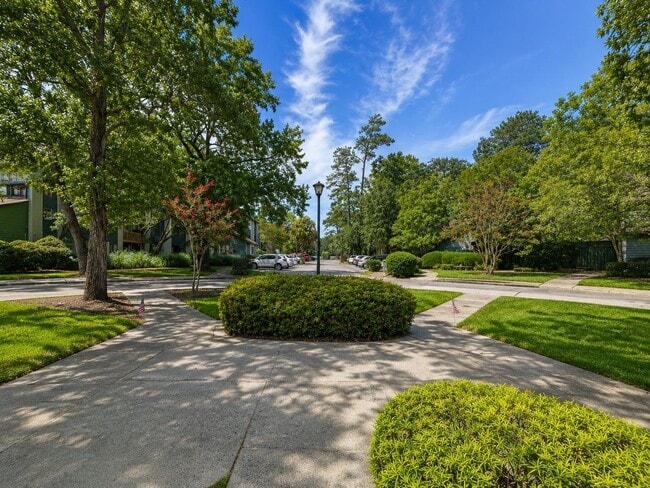 Building Photo - 1161 Shadow Lake Cir