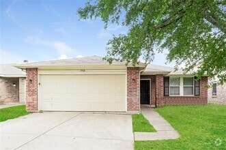 Building Photo - 3908 Foxhound Ln