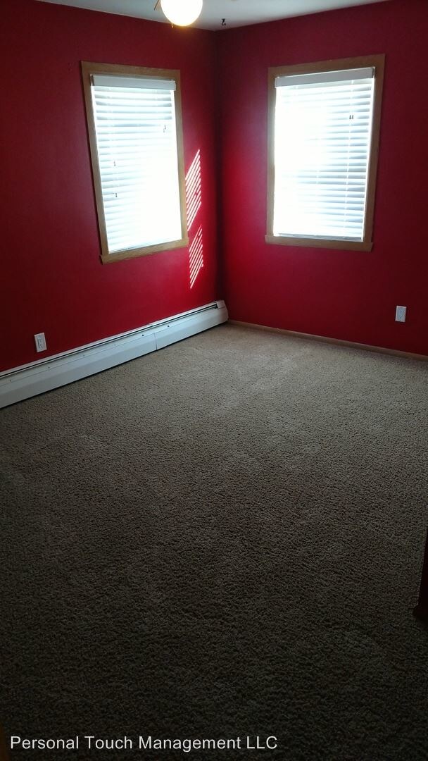 Building Photo - 1221 10th Ave N