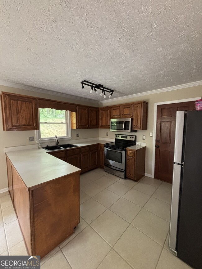 Building Photo - 3330 Ridgerock Way