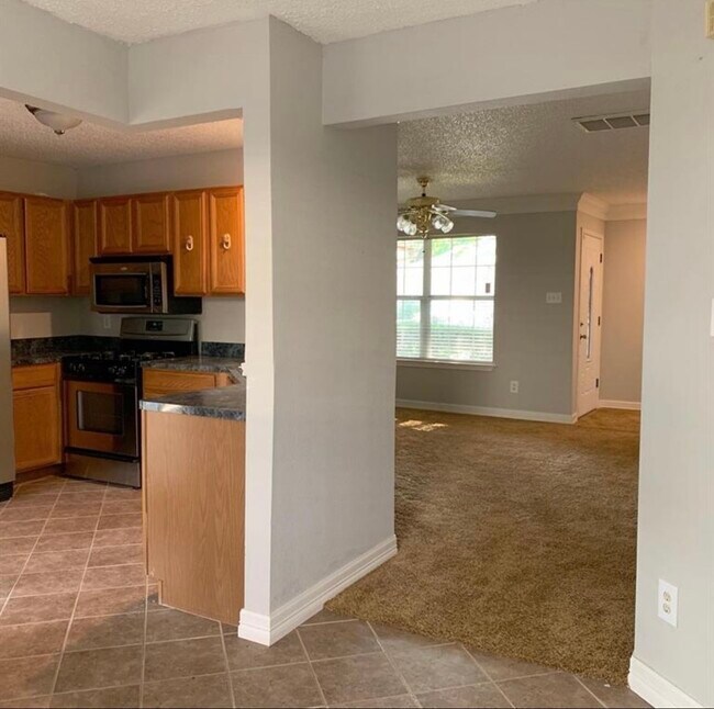 Building Photo - 10918 Vista Norte Ct