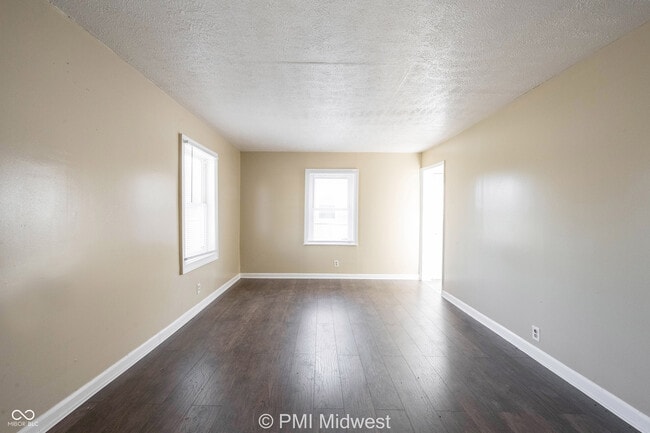 Building Photo - 4565 Brookville Rd