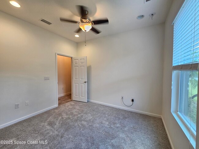 Building Photo - 3820 Watergrass St