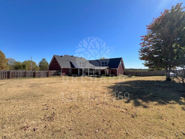 Building Photo - Single Family Home | Tontitown, AR | Stunning Home with Separate Shop