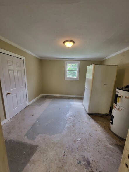 Building Photo - 1410 N 12th Ave