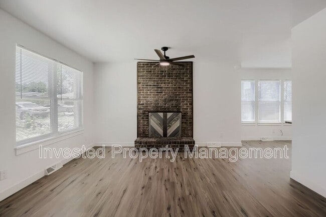 Building Photo - 6473 Newcombe Ct
