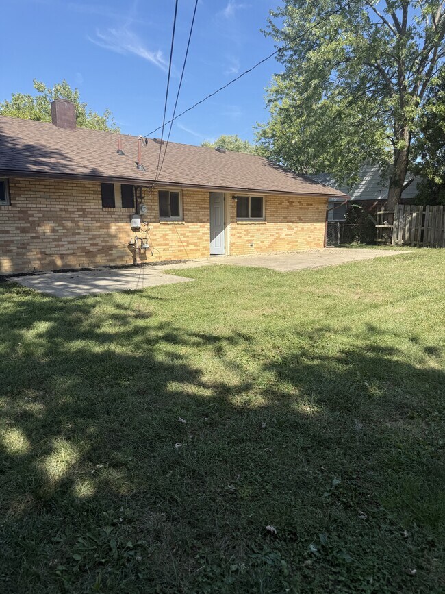 Building Photo - 6185 Farmborough Dr