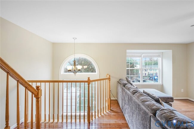 Building Photo - 405 Donelson Loop