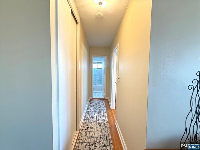 Building Photo - 3091 Edwin Ave