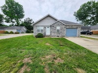 Building Photo - 4874 Pine Ridge Ct